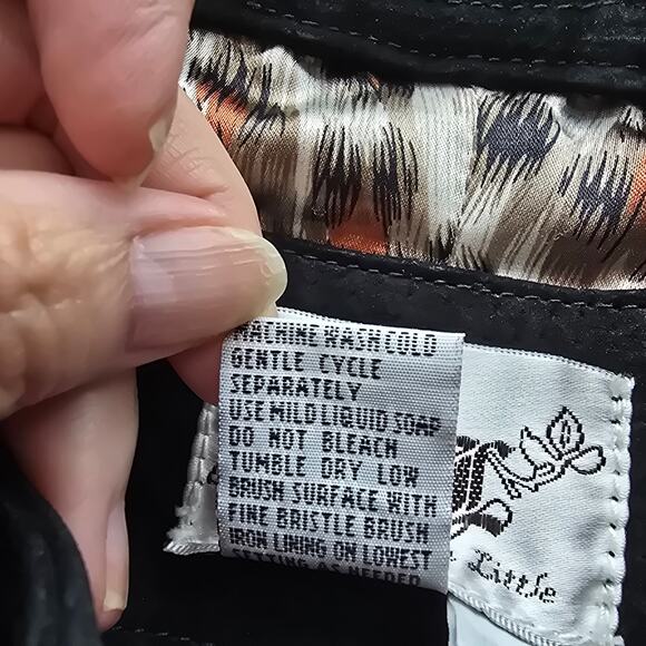 Lal Live a Little 100% Suede Leather Ruffle Front Blazer Jacket Black SZ Small - Picture 8 of 8